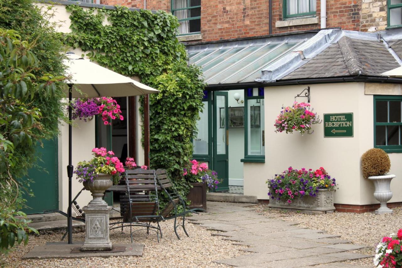 The George Inn Oakham Kültér fotó